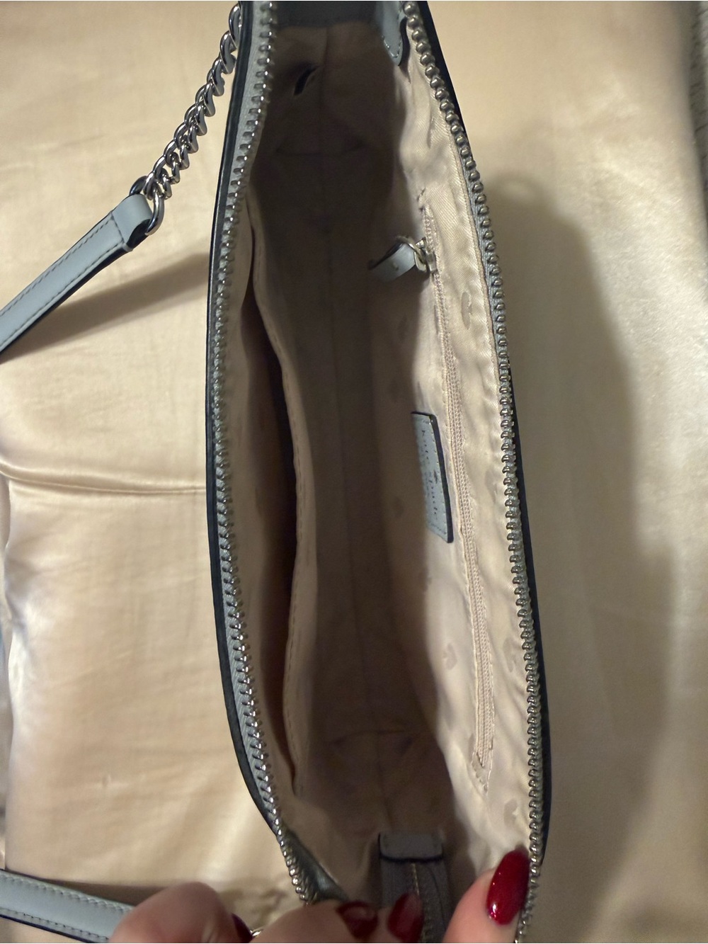 Kate Spade Powder Blue Leather Crossbody Bag with Chain Strap - Picture 3 of 4